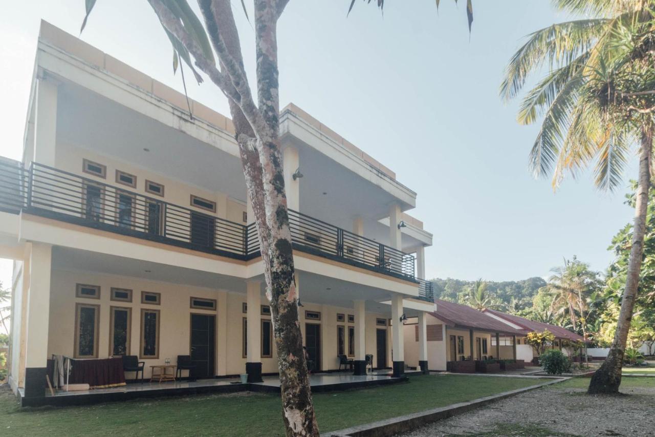 Oyo 1688 Collin Beach Hotel Ambon Exteriér fotografie
